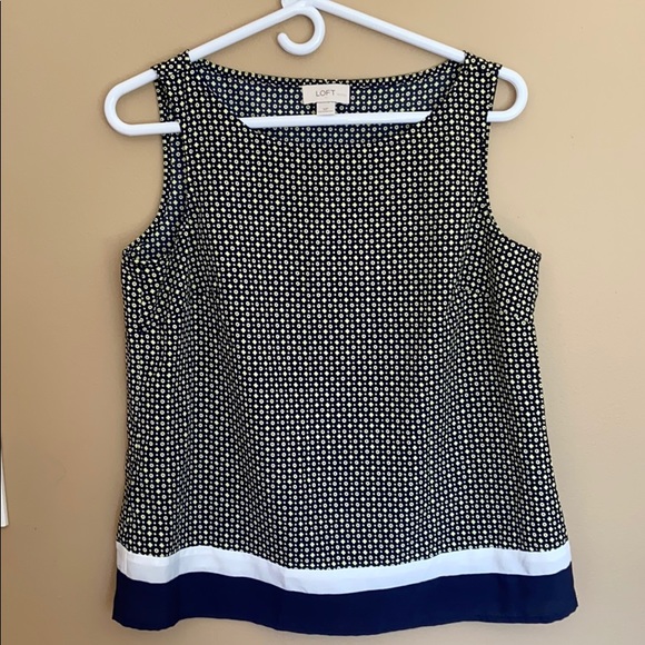 LOFT Tops - Beautiful Ann Taylor Petite top, size MP